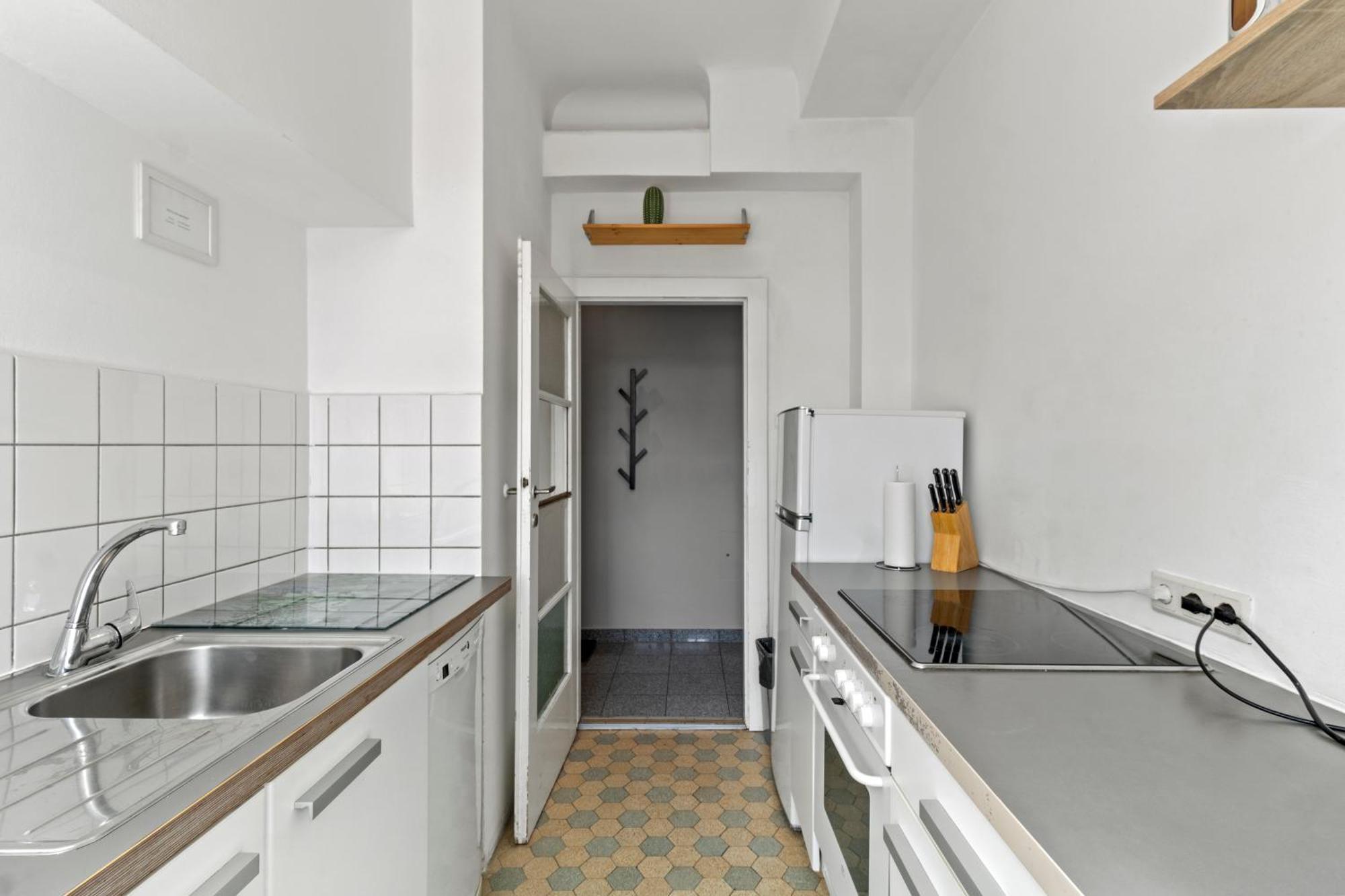 French Balcony - 45M² - Szeneviertel Appartement Wenen Buitenkant foto
